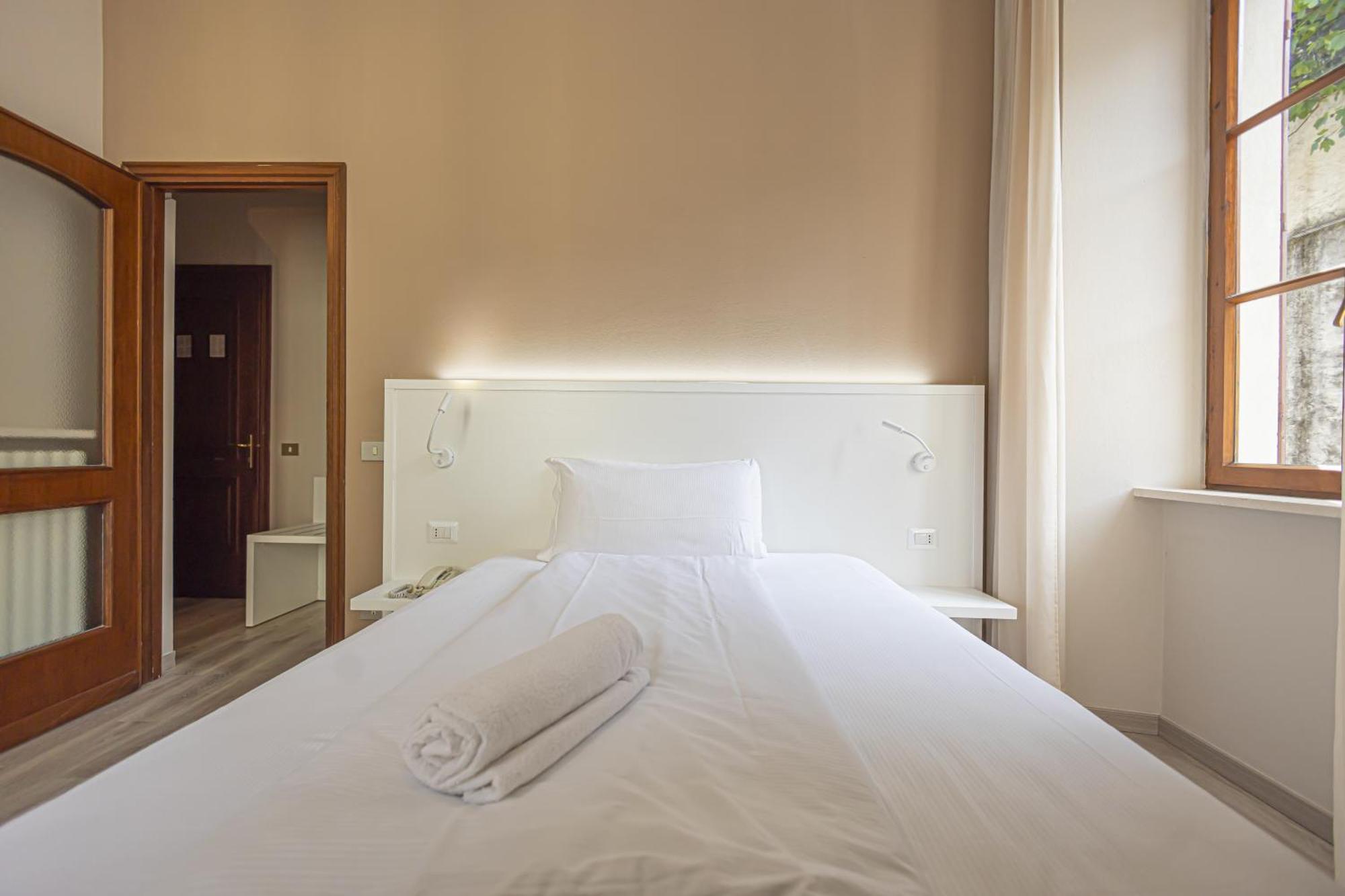 Hotel Il Portico By Lvg Hotel Collection Каннобіо Номер фото