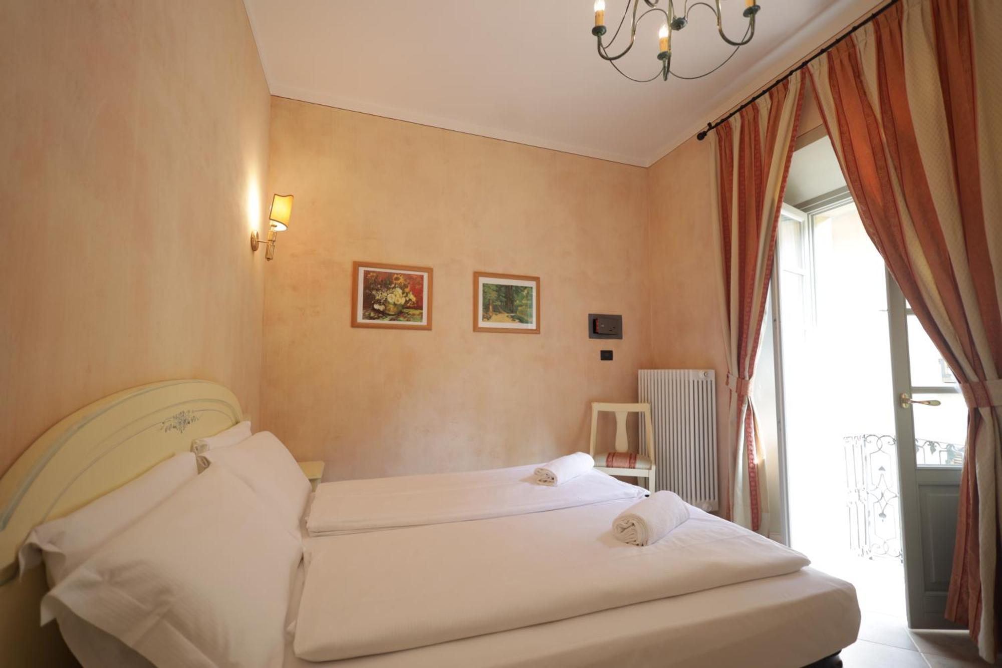 Hotel Il Portico By Lvg Hotel Collection Каннобіо Екстер'єр фото